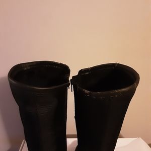 dav Rain Boots Size 11 Black